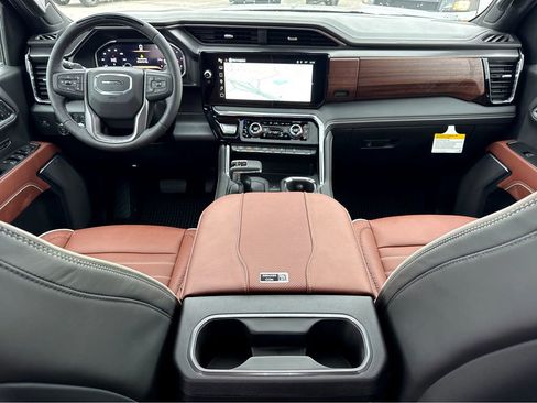New 2026 GMC Sierra 1500 Denali Ultimate image 11