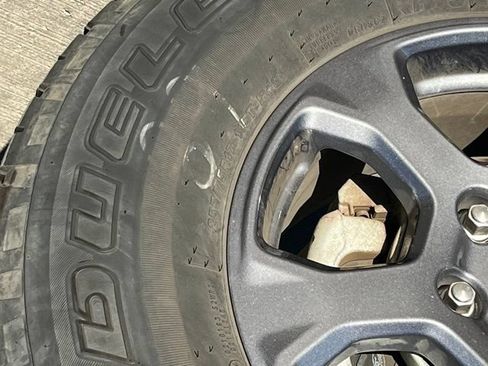Used 2025 Ford Bronco Big Bend AWD/4WD image 7