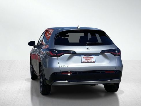 Used 2027 Honda HR-V EX-L image 6