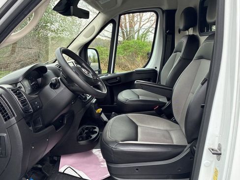 Used 2023 RAM ProMaster 1500 w/ Interior LED Lighting Group FWD image 5