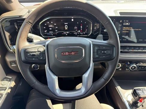 Used 2023 GMC Sierra 1500 SLT w/ SLT Premium Package AWD/4WD image 29