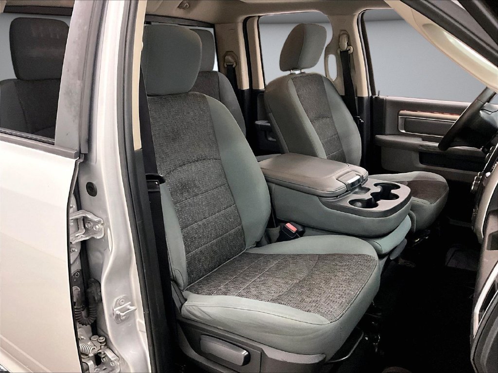 Used 2016 RAM 1500 Classic SLT w/ Protection Group AWD/4WD image 30