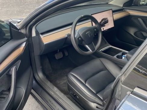 Used 2023 Tesla Model 3 Standard Range RWD image 14