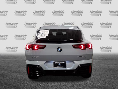 New 2026 BMW X2 xDrive28i w/ Technology Package image 7