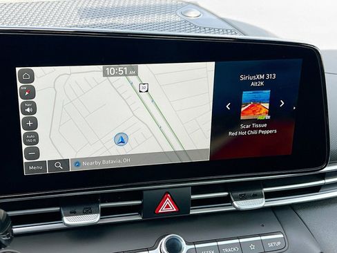 New 2025 Hyundai Elantra SEL FWD image 9