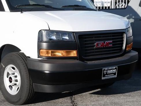 New 2025 GMC Savana 2500 w/ Driver Convenience Package image 28
