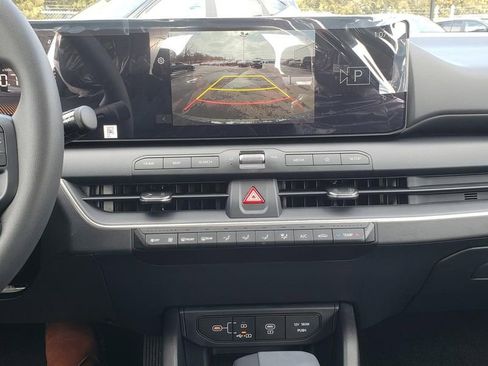 New 2026 Kia K4 FWD image 10