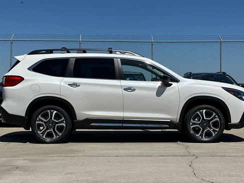 New 2026 Subaru Ascent Touring AWD/4WD image 2