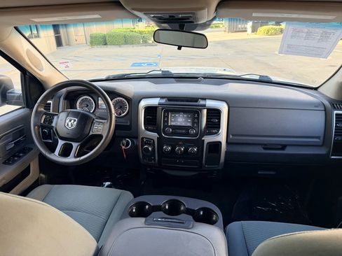 Used 2018 RAM 1500 Classic SLT image 15