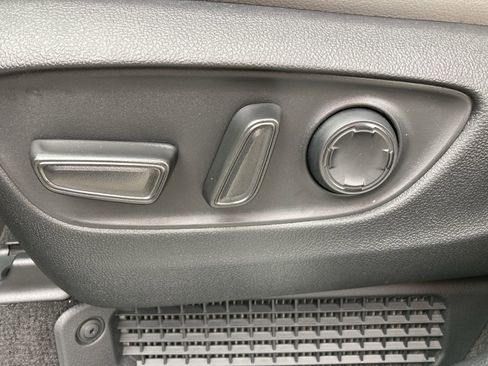 Certified 2026 Toyota Sienna XLE image 14