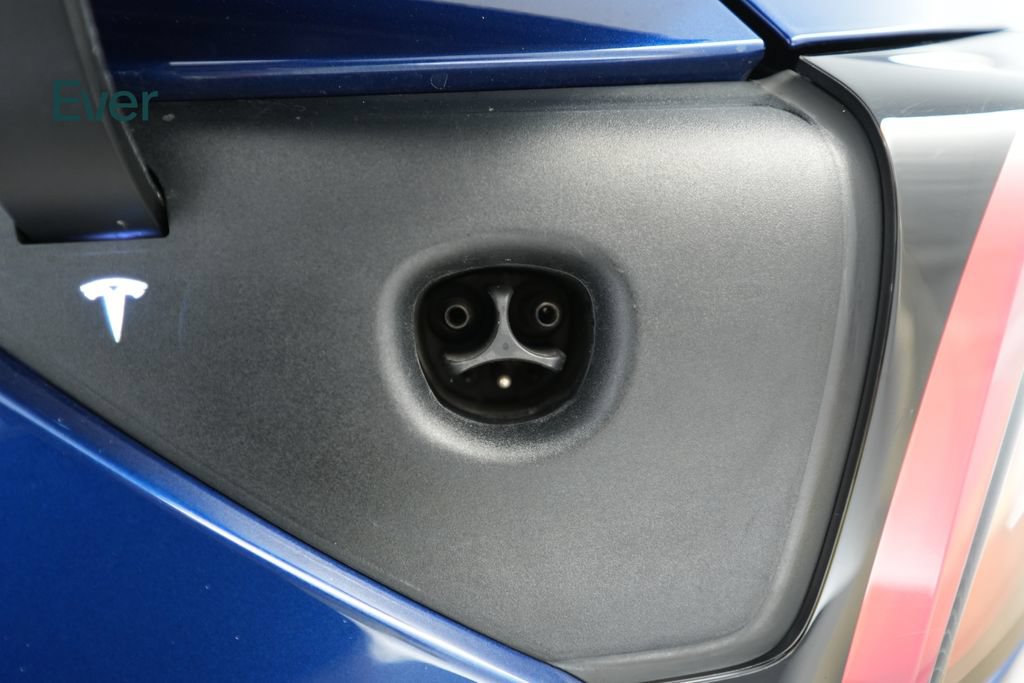 Used 2021 Tesla Model Y Performance AWD/4WD image 10