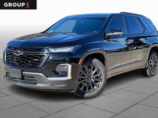 Used 2024 Chevrolet Traverse RS video 1