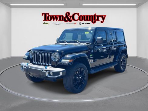 Used 2022 Jeep Wrangler Unlimited Sahara 4xe w/ Cold Weather Group image 3