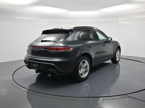 Used 2026 Porsche Macan AWD/4WD image 30