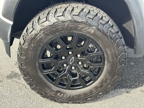 Certified 2024 Chevrolet Colorado Trail Boss image 35