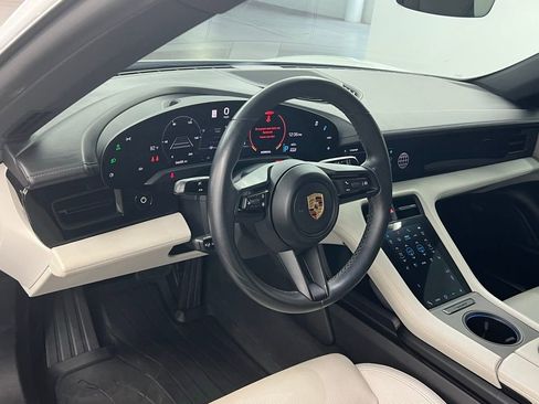 Used 2020 Porsche Taycan 4S image 8