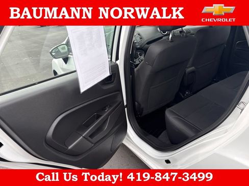 Used 2017 Ford Fiesta SE FWD image 26