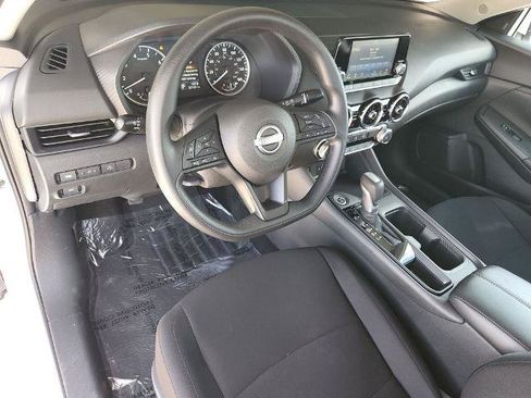 Certified 2025 Nissan Sentra S FWD image 12