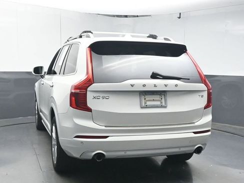 Used 2018 Volvo XC90 T5 Momentum FWD image 6