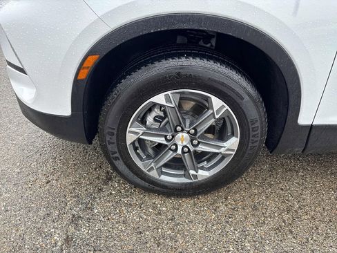 Used 2025 Chevrolet Blazer LT image 33