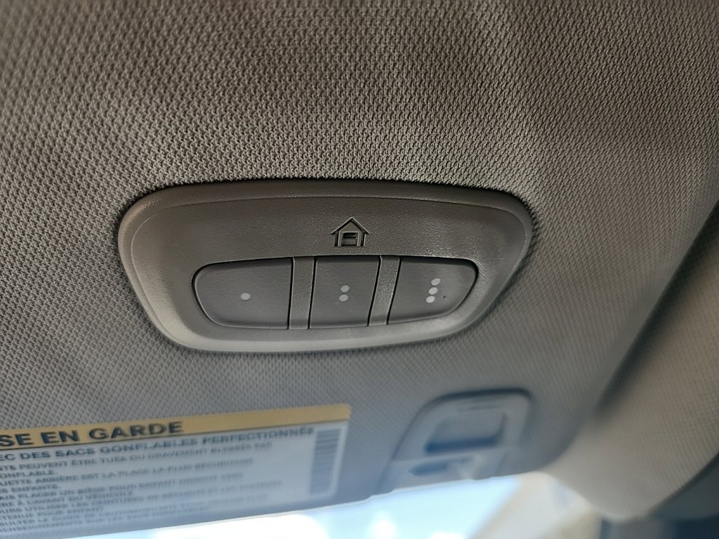 Used 2023 Jeep Grand Cherokee Limited AWD/4WD image 19