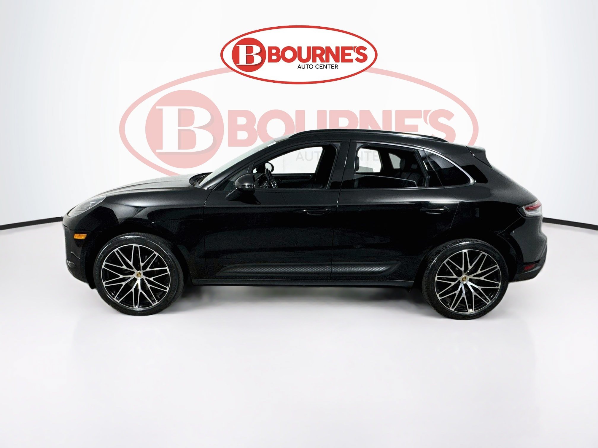 Used 2023 Porsche Macan AWD/4WD image 8