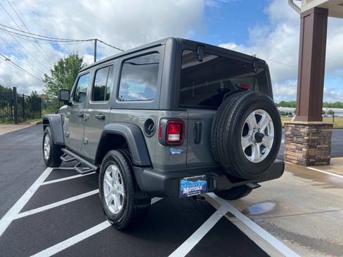 Used 2021 Jeep Wrangler Unlimited Sport image 4
