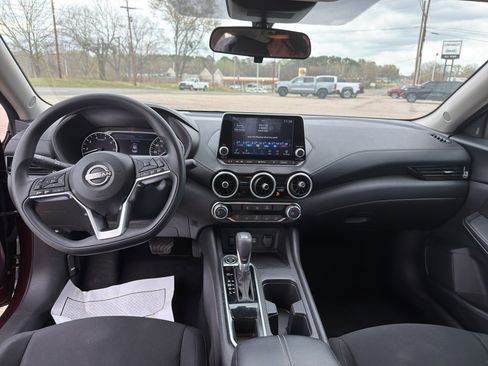 Used 2025 Nissan Sentra SV image 35