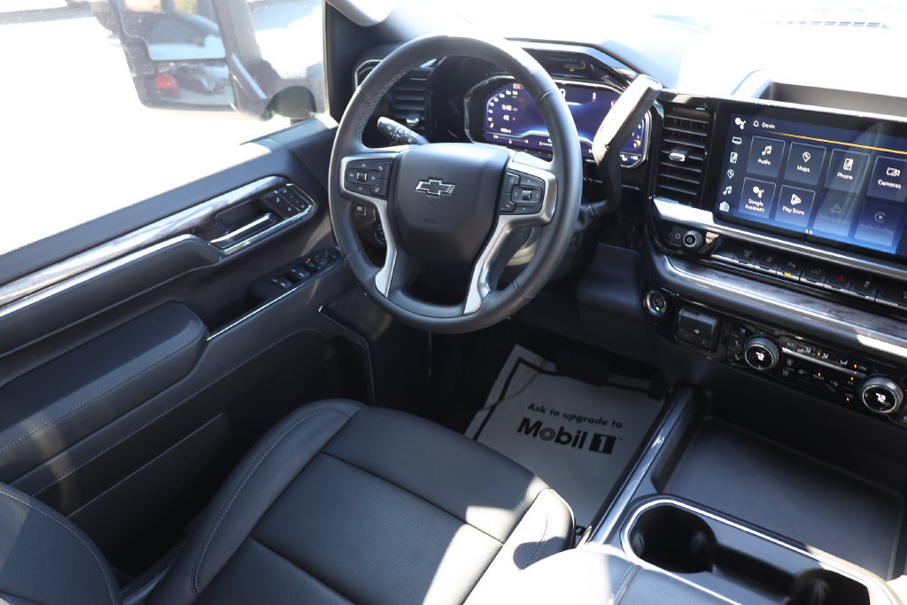 Used 2024 Chevrolet Silverado 3500 LTZ w/ LTZ Plus Package AWD/4WD image 20