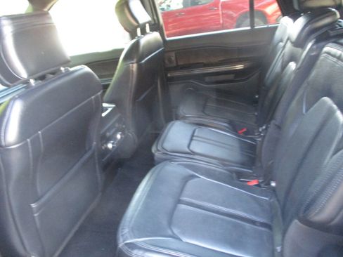 Used 2019 Ford Expedition Max Limited image 23