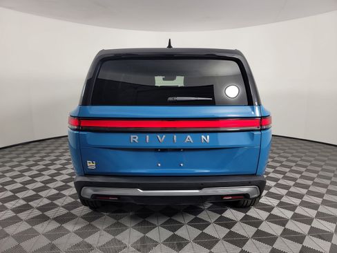 Used 2024 Rivian R1S Adventure AWD/4WD image 4