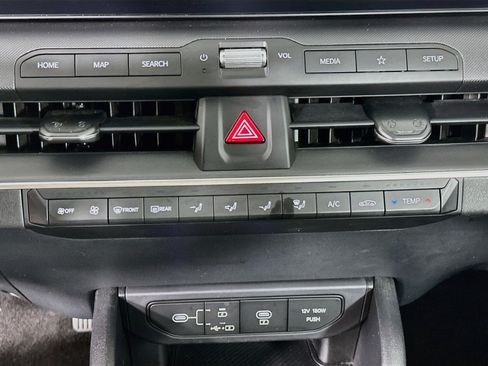 Used 2025 Kia K4 FWD image 23