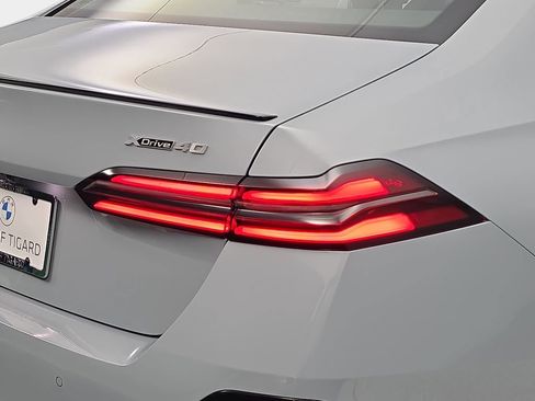 New 2026 BMW i5 eDrive40 w/ M Sport Package image 33