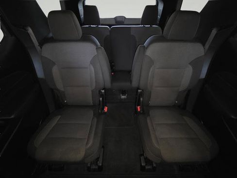 Used 2023 Chevrolet Traverse LT AWD/4WD image 23