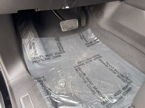 Used 2026 GMC Yukon AT4 w/ AT4 Premium Plus Package image 17