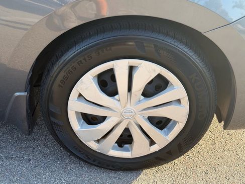Certified 2024 Nissan Versa S w/ Trunk Package FWD image 18