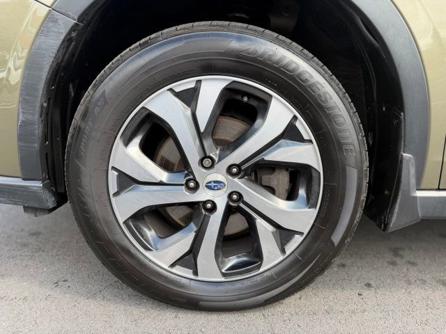 Used 2020 Subaru Outback Limited XT AWD/4WD image 32