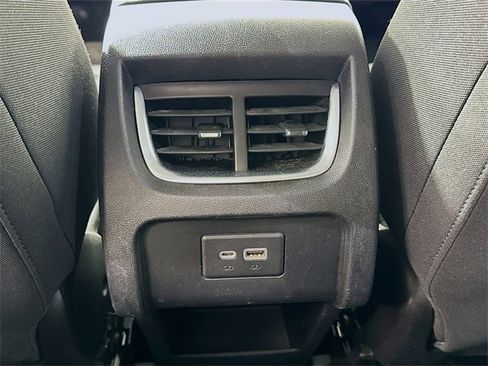 Used 2021 Chevrolet Blazer LT image 23