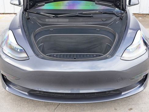 Used 2023 Tesla Model 3 Standard Range image 8