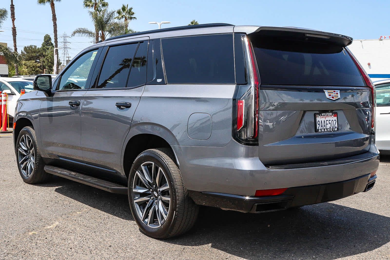 Used 2021 Cadillac Escalade Sport w/ Driver Assist Tech Package AWD/4WD image 9