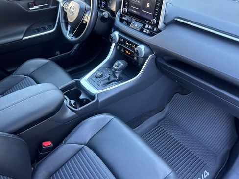 Used 2019 Toyota RAV4 XSE image 15