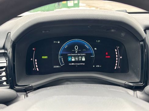 Used 2025 Toyota Camry LE image 34