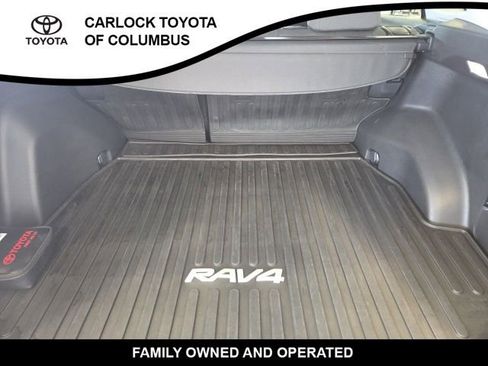 Used 2022 Toyota RAV4 XLE w/ Convenience Package image 15
