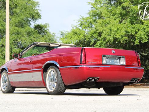 Used 2000 Cadillac Eldorado ESC w/ Comfort/Convenience Pkg image 5