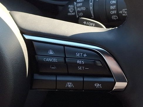 New 2026 MAZDA MAZDA3 Hatchback w/Premium Plus Pkg image 20