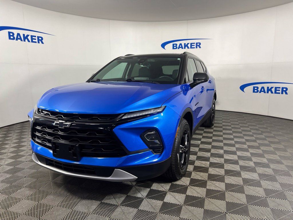 Certified 2024 Chevrolet Blazer LT w/ Convenience Package AWD/4WD image 1