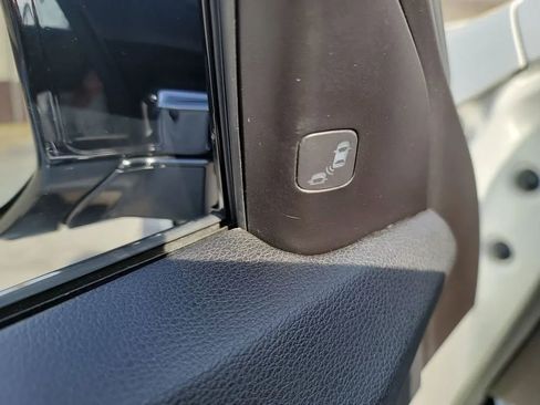Used 2017 Acura TLX V6 w/ Technology Package FWD image 27