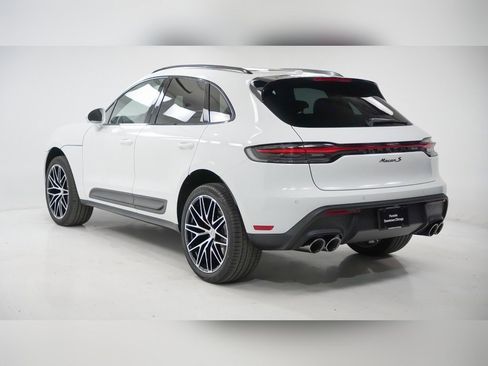 New 2026 Porsche Macan S image 3