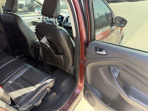 Used 2018 Ford Escape SEL image 16