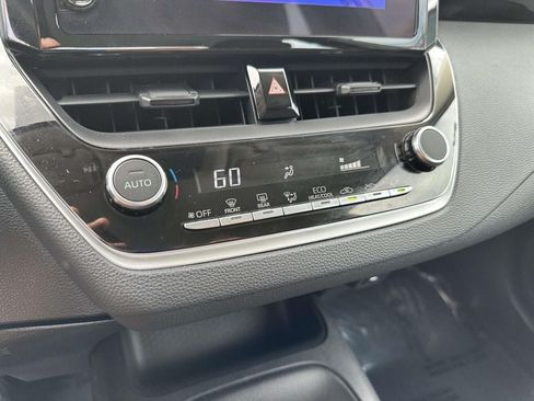 Used 2024 Toyota Corolla LE FWD image 24